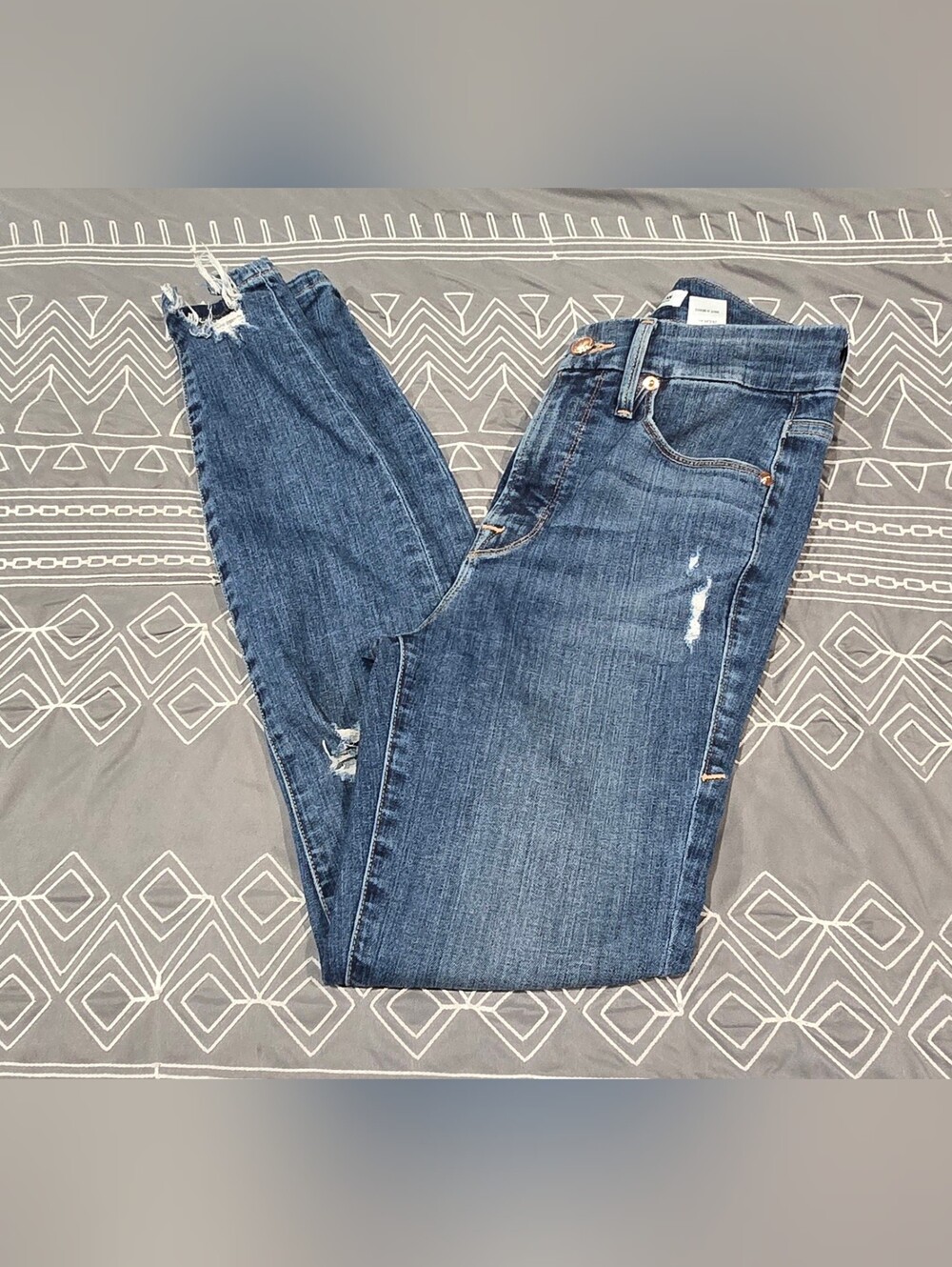 Good American Good Waist High Waisted Distressed Skinny Jeans Size 2/26